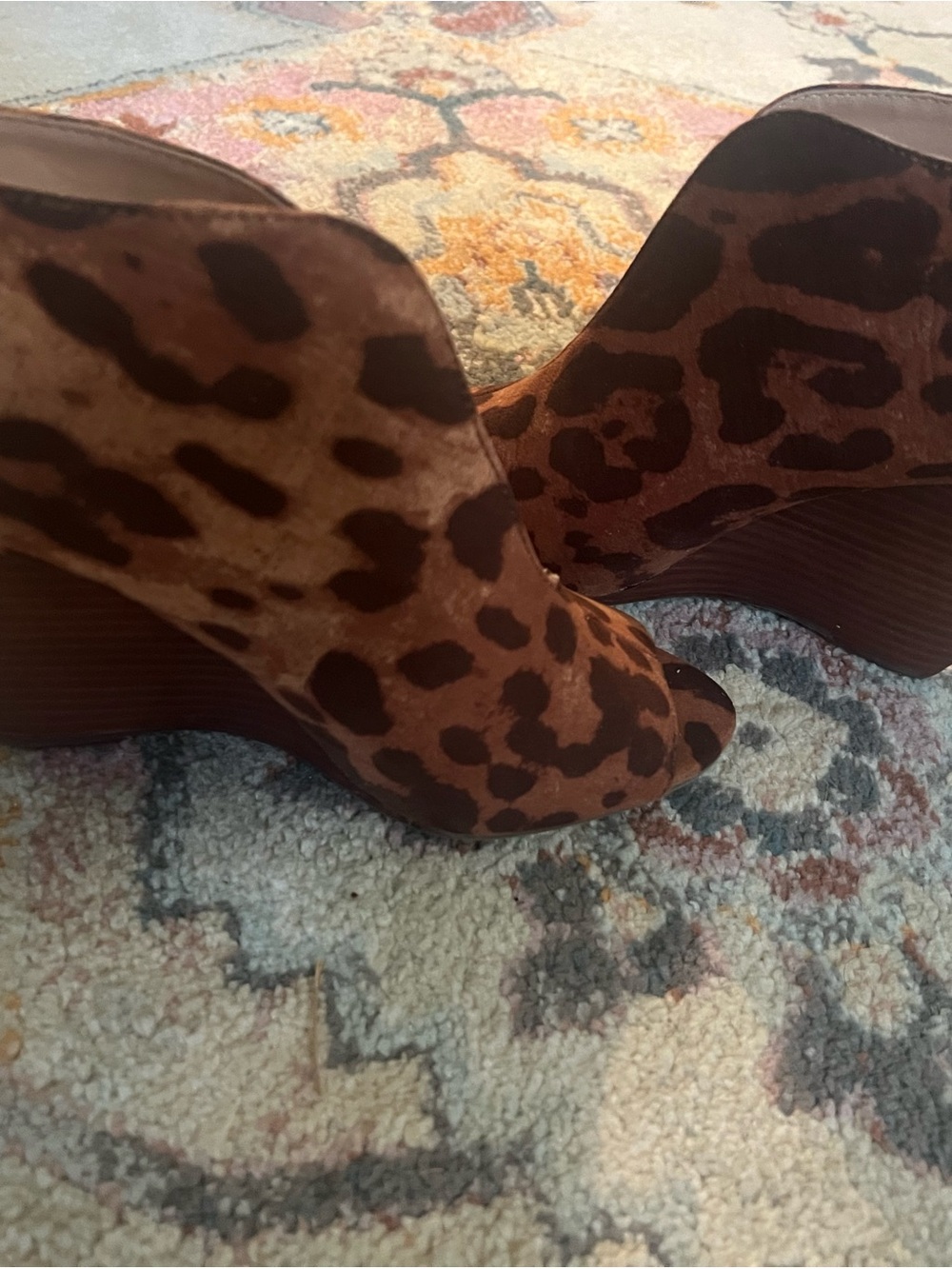 Ziti Soho Leopard Peep Tor Bootie Size 7